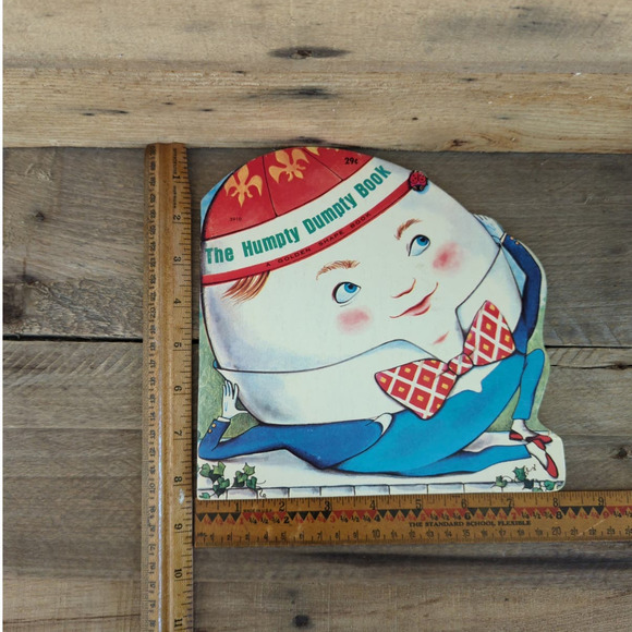 Vintage 1971 The Humpty Dumpty Book A Golden Shape Book - Picture 11 of 11